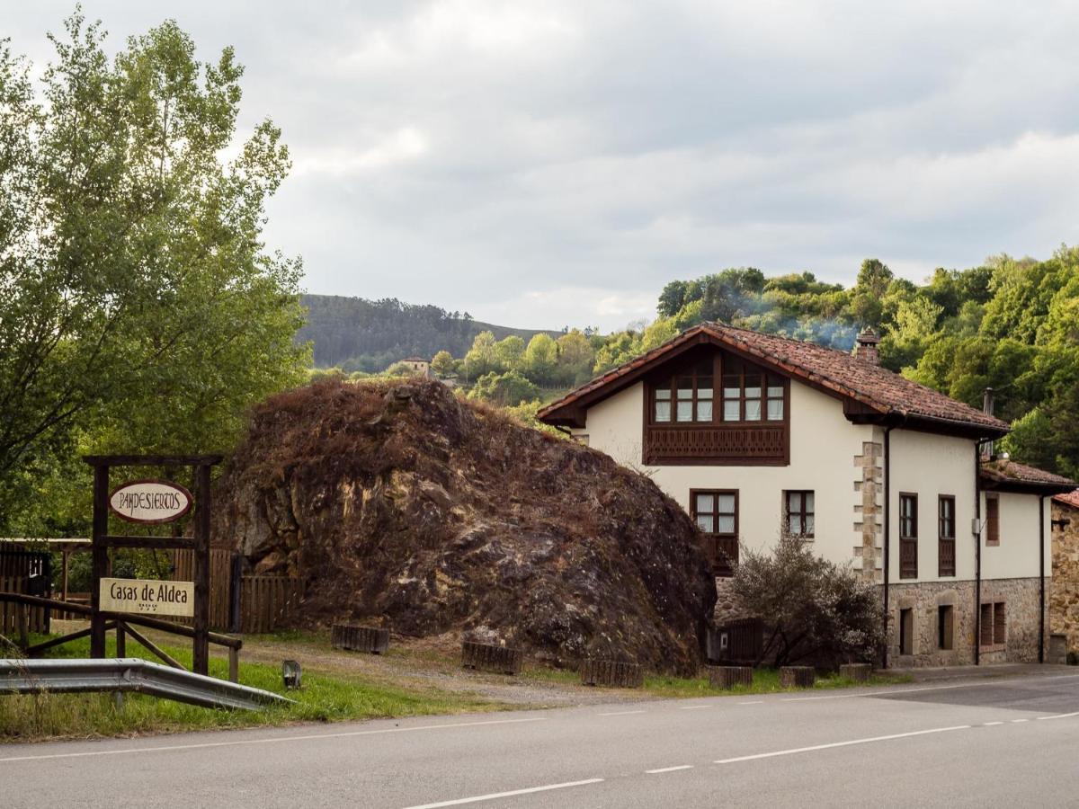 Casas Rurales Pandesiertos Onís 外观 照片